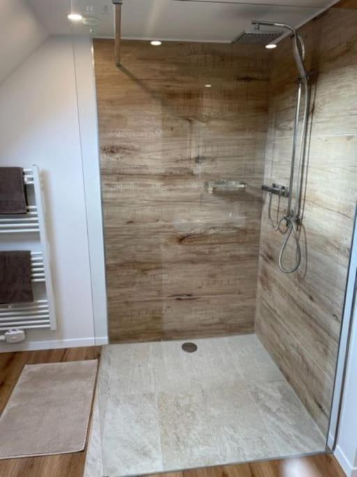 فيلا *Neu* Extravagantes Eifelhaus Am Nuerburgring Mannebach  المظهر الخارجي الصورة